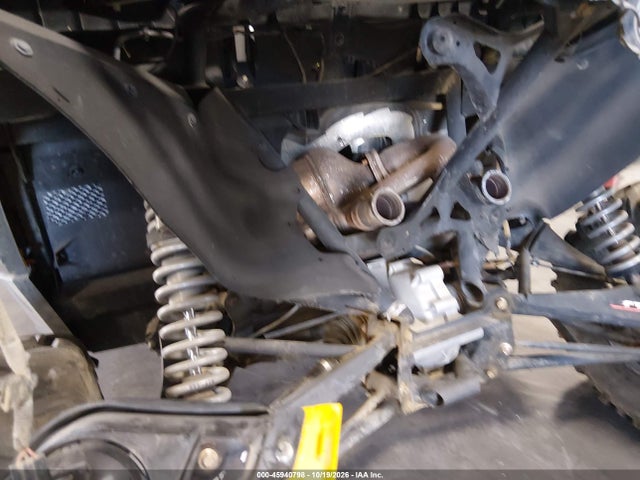 Can-Am Maverick Max 1000 R 2014 3JBPMCP16EJ000497 Image 9