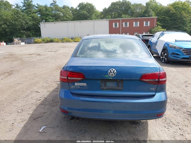 Продажа на аукционе авто 2018 Volkswagen Jetta 1.4t S, vin: 3VW2B7AJ2JM226040, номер лота: 45940802