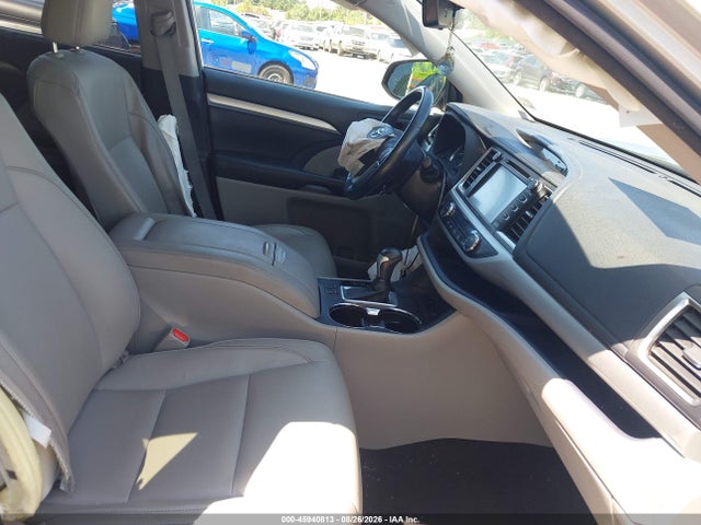 Toyota Highlander Xle 2018 5TDJZRFH6JS819394 Image 5