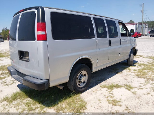45940814 :رقم المزاد ، 1GAWGEFP7L1253248 vin ، 2020 Chevrolet Express Passenger Rwd 2500 Regular Wheelbase Ls مزاد بيع
