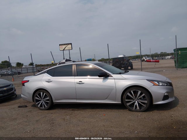 Продажа на аукционе авто 2022 Nissan Altima Sr Fwd, vin: 1N4BL4CV4NN315611, номер лота: 45940815