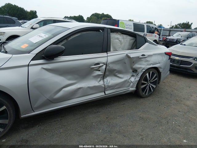 Продажа на аукционе авто 2022 Nissan Altima Sr Fwd, vin: 1N4BL4CV4NN315611, номер лота: 45940815