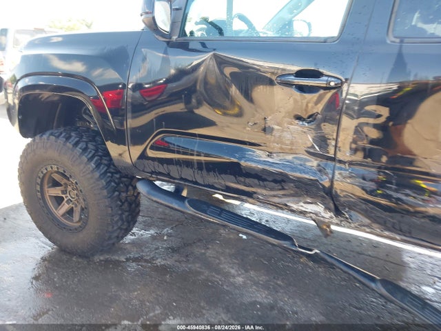 Продажа на аукционе авто 2023 Toyota Tacoma Sr V6, vin: 3TYCZ5AN1PT117219, номер лота: 45940836