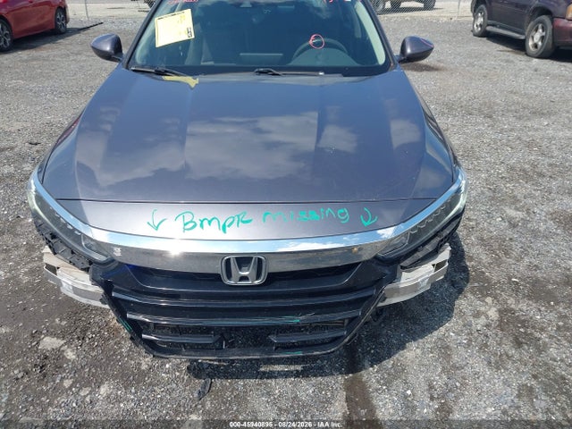 45940895 :رقم المزاد ، 1HGCV1F17JA022790 vin ، 2018 Honda Accord Lx مزاد بيع