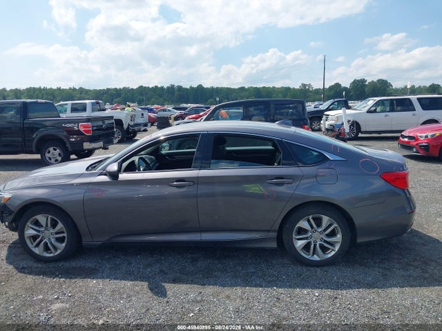 45940895 :رقم المزاد ، 1HGCV1F17JA022790 vin ، 2018 Honda Accord Lx مزاد بيع