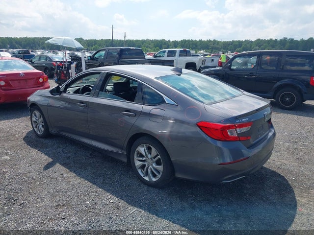 45940895 :رقم المزاد ، 1HGCV1F17JA022790 vin ، 2018 Honda Accord Lx مزاد بيع