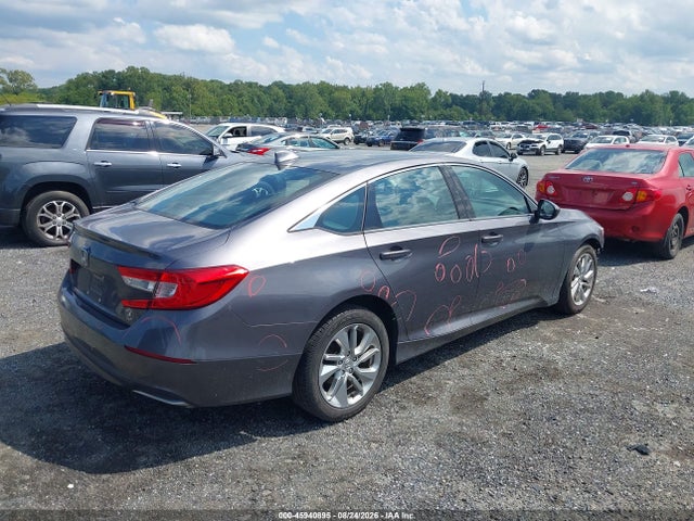 45940895 :رقم المزاد ، 1HGCV1F17JA022790 vin ، 2018 Honda Accord Lx مزاد بيع