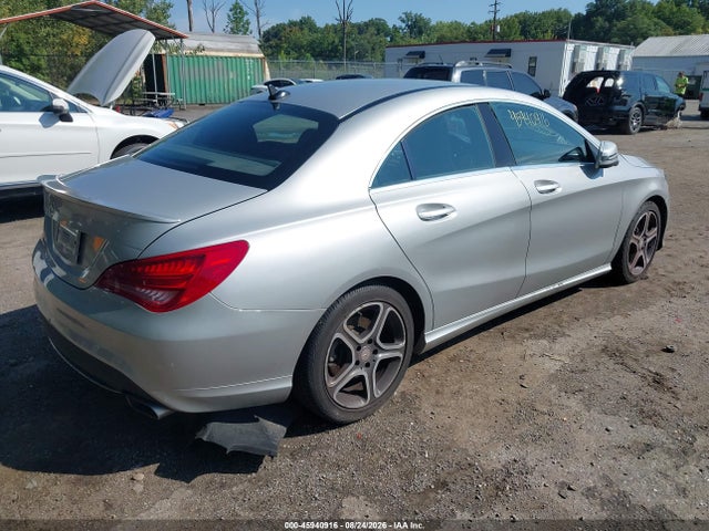 2014 Mercedes-benz Cla 250 მანქანა იყიდება აუქციონზე, vin: WDDSJ4EB9EN052038, აუქციონის ნომერი: 45940916