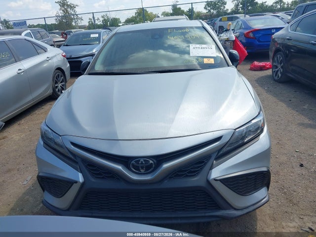 Продажа на аукционе авто 2022 Toyota Camry Se Nightshade Edition, vin: 4T1G11AKXNU054998, номер лота: 45940959
