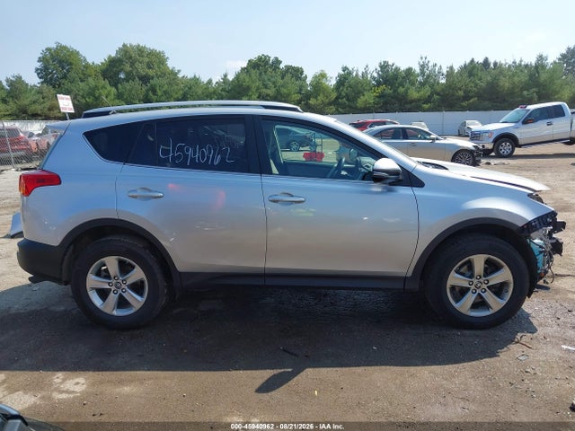 Продаж на аукціоні авто 2015 Toyota Rav4 Xle, vin: JTMRFREVXFJ024386, номер лоту: 45940962
