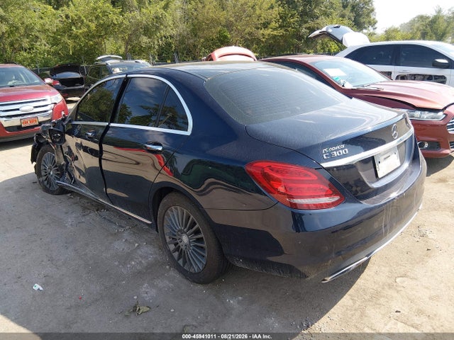 45941011 :رقم المزاد ، 55SWF4KB8FU006281 vin ، 2015 Mercedes-benz C 300 Luxury 4matic مزاد بيع