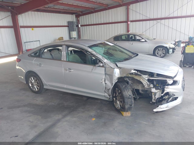5NPE24AF4KH800834 Hyundai SONATA SE