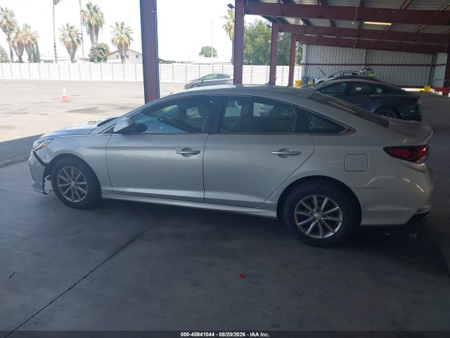 5NPE24AF4KH800834 Hyundai SONATA SE