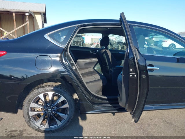 Продажа на аукционе авто 2017 Nissan Sentra Sr Turbo, vin: 3N1CB7AP5HY247840, номер лота: 45941050