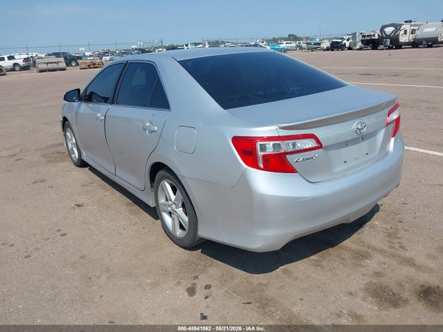 45941062 :رقم المزاد ، 4T1BF1FK0DU221209 vin ، 2013 Toyota Camry Se مزاد بيع