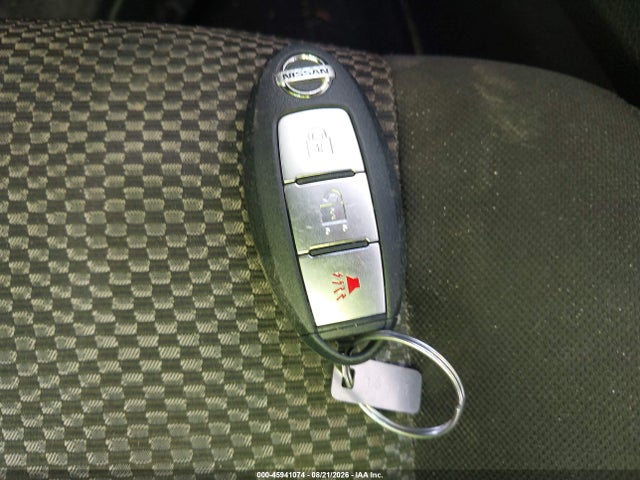 45941074 :رقم المزاد ، JN1BJ1CP3HW021991 vin ، 2017 Nissan Rogue Sport Sv مزاد بيع