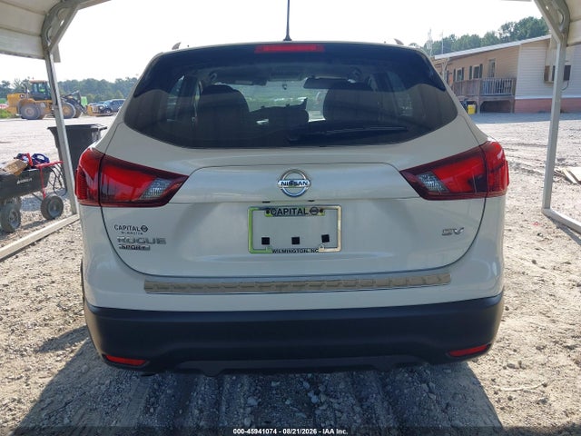 45941074 :رقم المزاد ، JN1BJ1CP3HW021991 vin ، 2017 Nissan Rogue Sport Sv مزاد بيع