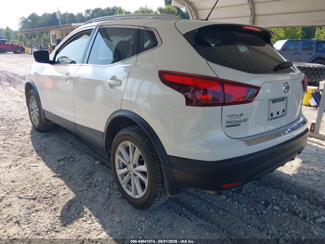 45941074 :رقم المزاد ، JN1BJ1CP3HW021991 vin ، 2017 Nissan Rogue Sport Sv مزاد بيع