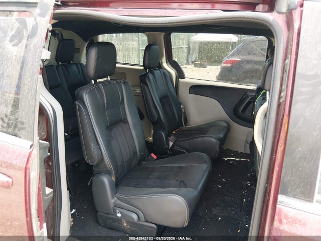 2C4RDGCG7JR134105 Dodge Grand Caravan Sxt