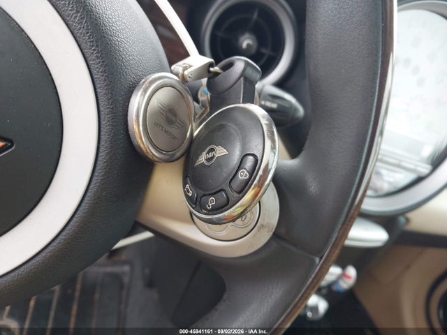 Продажа на аукционе авто 2010 Mini Cooper S, vin: WMWMF7C56ATX43873, номер лота: 45941161