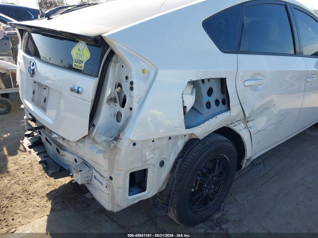 JTDKN3DUXE0384983 Toyota Prius Four