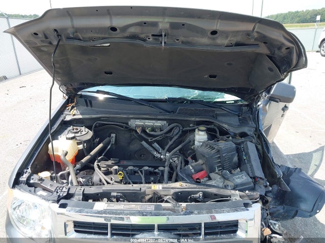 45941207 :رقم المزاد ، 1FMCU0D7XAKA63522 vin ، 2010 Ford Escape Xlt مزاد بيع