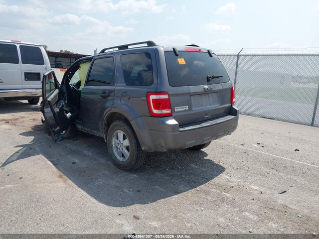 45941207 :رقم المزاد ، 1FMCU0D7XAKA63522 vin ، 2010 Ford Escape Xlt مزاد بيع