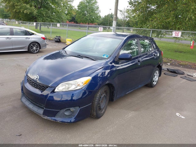 45941228 :رقم المزاد ، 2T1KU4EE5AC256666 vin ، 2010 Toyota Matrix مزاد بيع