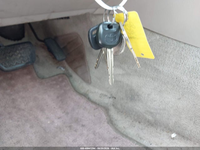 Продажа на аукционе авто 2001 Toyota Avalon Xls, vin: 4T1BF28B21U150884, номер лота: 45941294