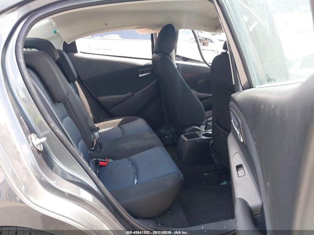 Продажа на аукционе авто 2018 Toyota Yaris Ia, vin: 3MYDLBYV6JY321540, номер лота: 45941302