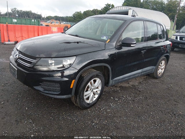 45941317 :رقم المزاد ، WVGAV7AX3CW568640 vin ، 2012 Volkswagen Tiguan Le مزاد بيع