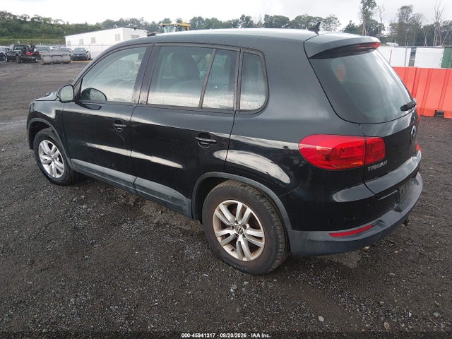 45941317 :رقم المزاد ، WVGAV7AX3CW568640 vin ، 2012 Volkswagen Tiguan Le مزاد بيع