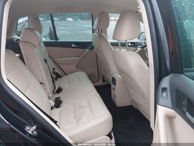 45941317 :رقم المزاد ، WVGAV7AX3CW568640 vin ، 2012 Volkswagen Tiguan Le مزاد بيع