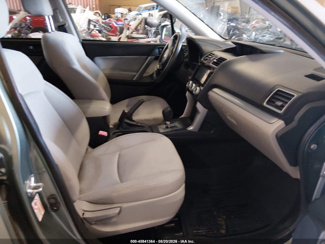 45941364 :رقم المزاد ، JF2SJADC2GH494598 vin ، 2016 Subaru Forester 2.5i Premium مزاد بيع