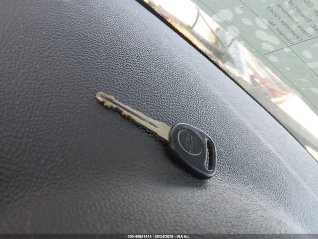 2006 Chevrolet Hhr Lt მანქანა იყიდება აუქციონზე, vin: 3GNDA23PX6S573712, აუქციონის ნომერი: 45941414