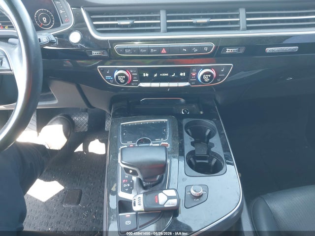 Audi Q7 3.0t Premium 2017 WA1VAAF72HD001534 Image 11