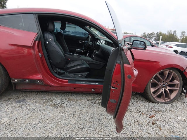 45941460 :رقم المزاد ، 1FA6P8TH8F5427627 vin ، 2015 Ford Mustang Ecoboost Premium مزاد بيع
