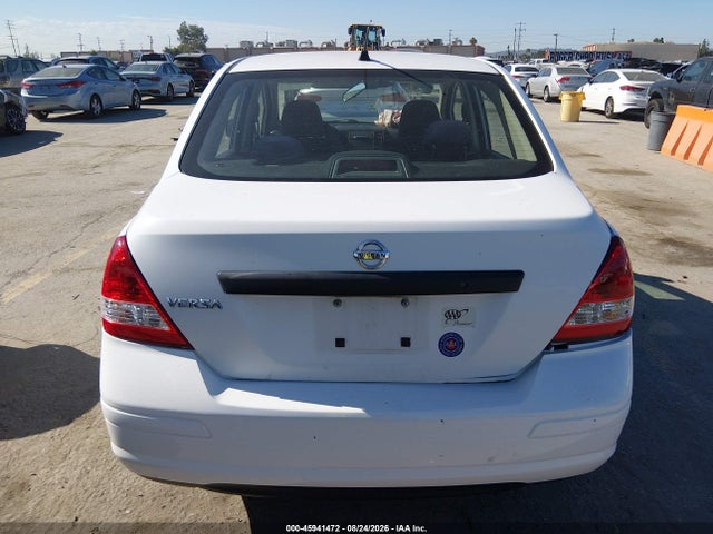 45941472 :رقم المزاد ، 3N1CC1AP6BL421476 vin ، 2011 Nissan Versa 1.6 مزاد بيع