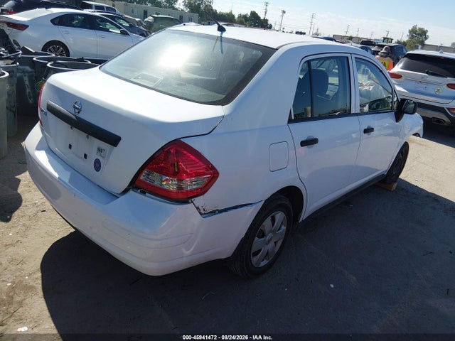 45941472 :رقم المزاد ، 3N1CC1AP6BL421476 vin ، 2011 Nissan Versa 1.6 مزاد بيع