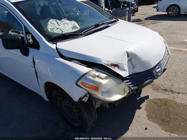 45941472 :رقم المزاد ، 3N1CC1AP6BL421476 vin ، 2011 Nissan Versa 1.6 مزاد بيع