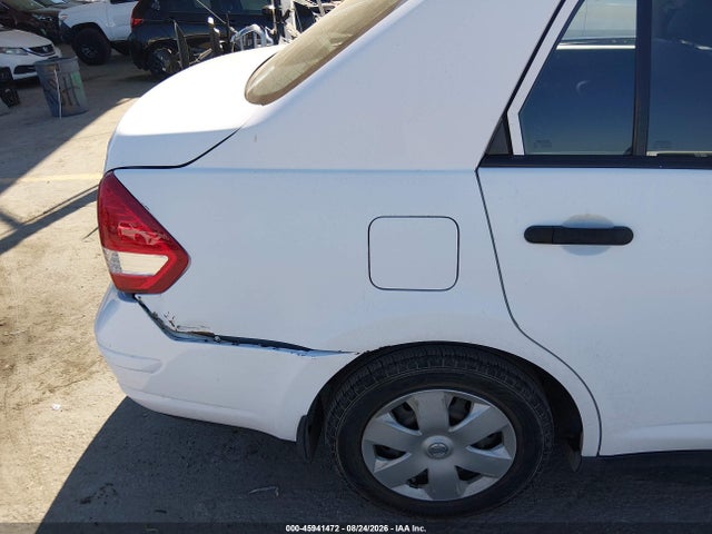 45941472 :رقم المزاد ، 3N1CC1AP6BL421476 vin ، 2011 Nissan Versa 1.6 مزاد بيع