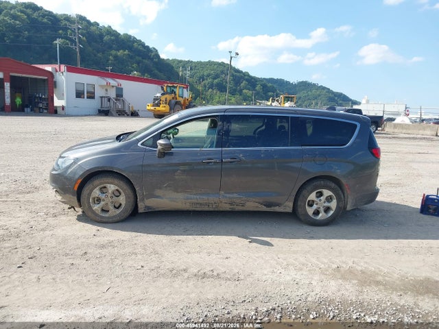 Aukcja sprzedaży 2017 Chrysler Pacifica Lx, vin: 2C4RC1CG7HR854854, numer aukcji: 45941492
