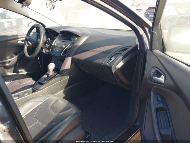 Ford FOCUS SE 2015 1FADP3K26FL324418 Image 5
