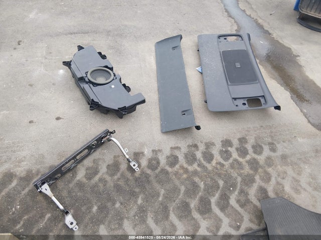 2022 Toyota Sienna Platinum მანქანა იყიდება აუქციონზე, vin: 5TDESKFC5NS056209, აუქციონის ნომერი: 45941525