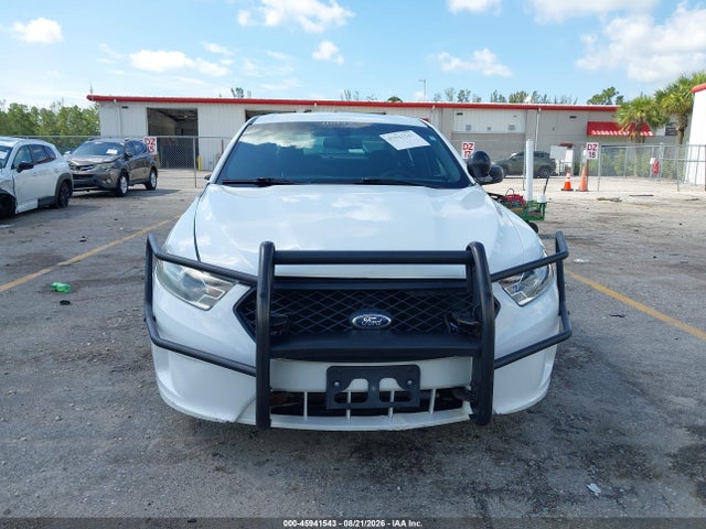 2013 Ford Police Interceptor მანქანა იყიდება აუქციონზე, vin: 1FAHP2L85DG132041, აუქციონის ნომერი: 45941543
