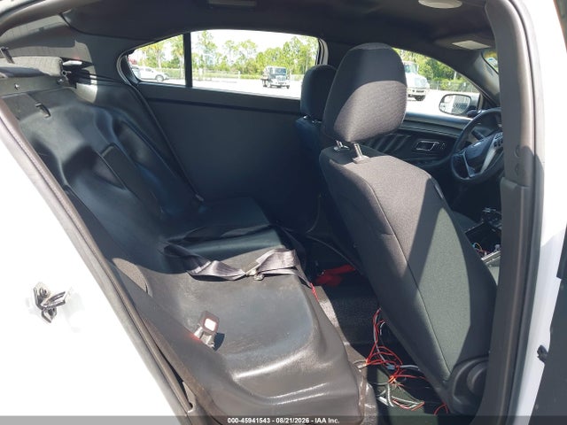 2013 Ford Police Interceptor მანქანა იყიდება აუქციონზე, vin: 1FAHP2L85DG132041, აუქციონის ნომერი: 45941543