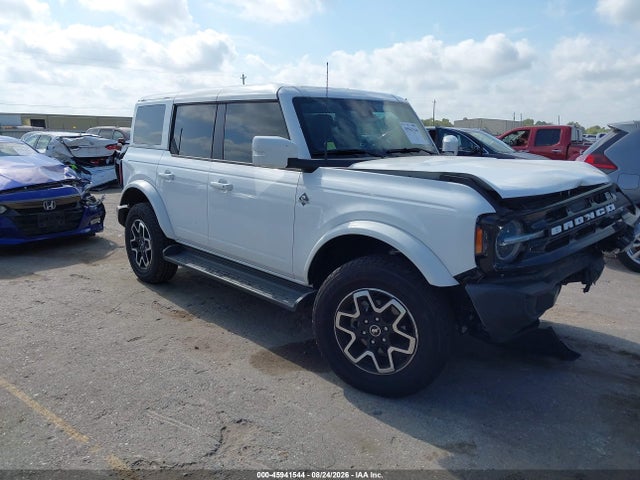 Продажа на аукционе авто 2025 Ford Bronco Outer Banks, vin: 1FMDE8BH5SLB06929, номер лота: 45941544