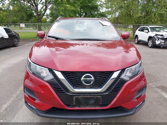 45941554 :رقم المزاد ، JN1BJ1BWXNW473361 vin ، 2022 Nissan Rogue Sport Sv Awd Xtronic Cvt مزاد بيع