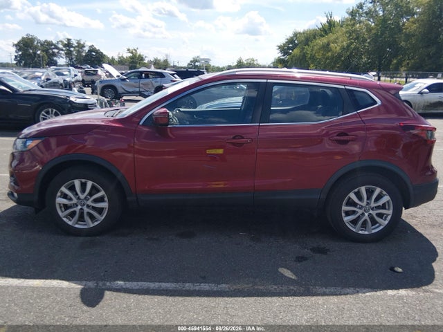 45941554 :رقم المزاد ، JN1BJ1BWXNW473361 vin ، 2022 Nissan Rogue Sport Sv Awd Xtronic Cvt مزاد بيع