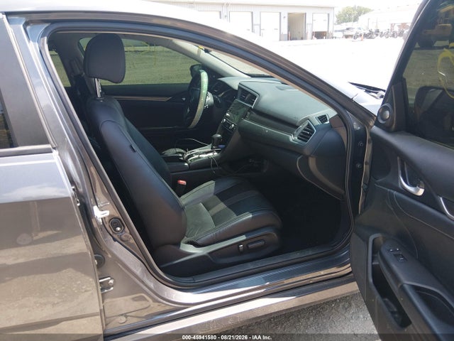 45941580 :رقم المزاد ، JHMFC1F94KX005773 vin ، 2019 Honda Civic Touring مزاد بيع